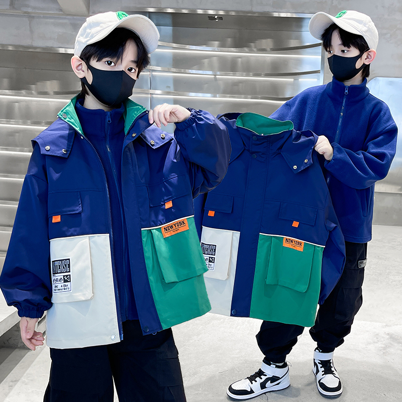 男童冲锋衣2023新款春秋款秋冬童装三合一可拆卸儿童外套防风上衣