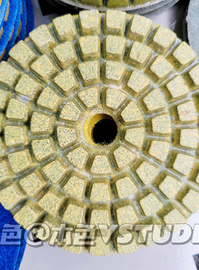 锋利耐磨地坪磨片宇成金刚砂打磨片水泥混凝土干湿两用树脂磨片