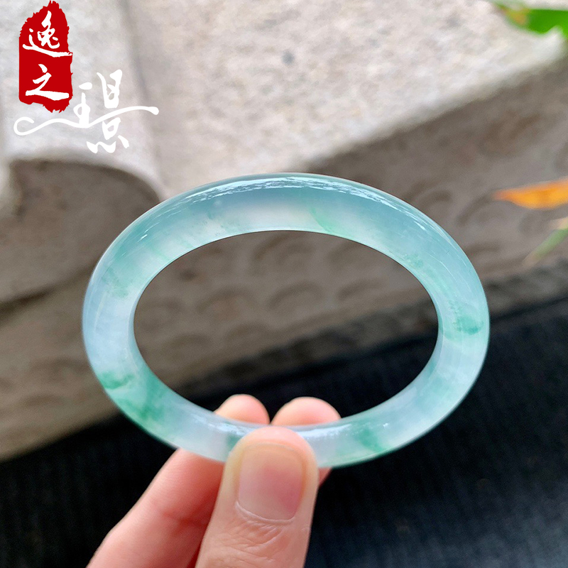 逸之璟天然翡翠圆条手镯