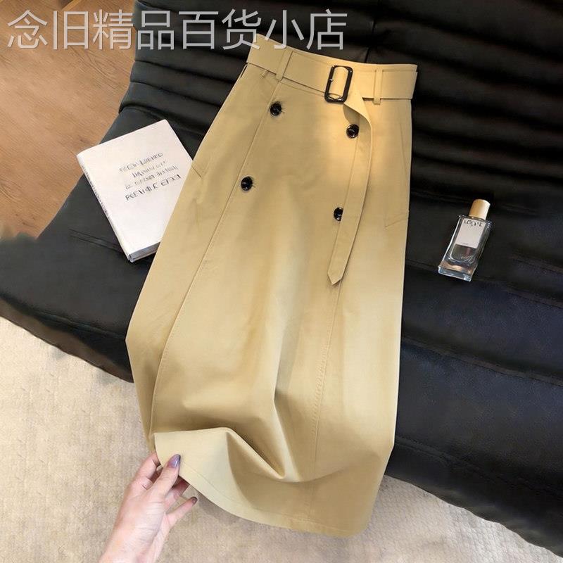 卡其色排扣半身裙女2026夏季新款腰带设计优雅风通勤时尚直筒裙