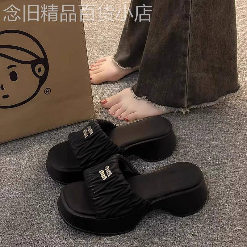 芭比粉厚底增高凉拖 小香风外穿夏季休闲风新款OnPx品牌