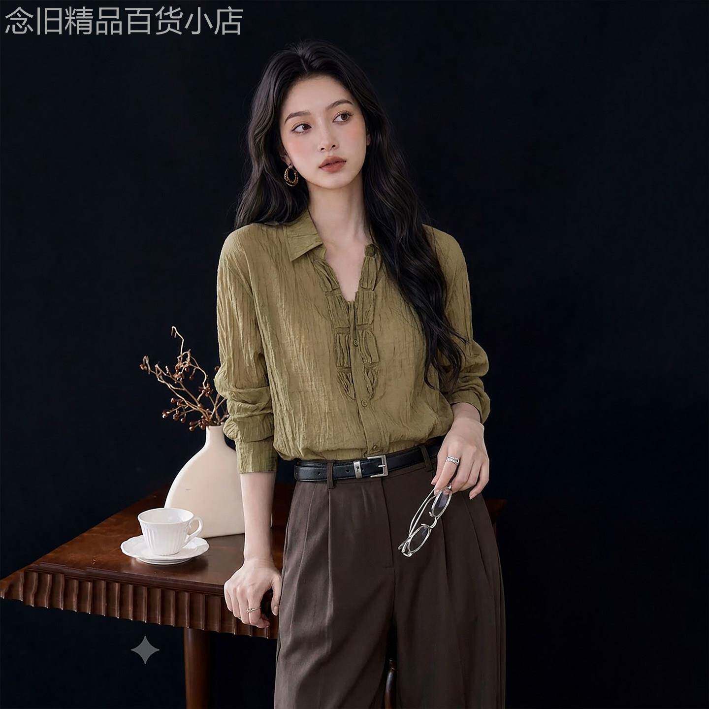 法式绿色V领长袖衬衫女早秋2026新款小众设计感独特漂亮高级上衣