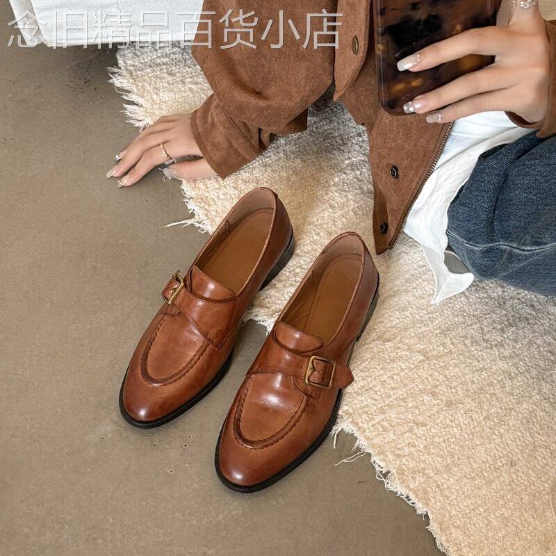 南洋日记~复古擦色英伦风小皮鞋皮带扣圆头低跟通勤新款乐福鞋女