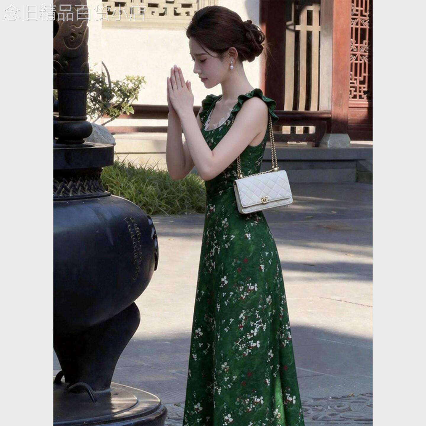 绿色小飞袖蕾丝拼接碎花连衣裙女2026夏艺术生明媚多巴胺绝美裙子