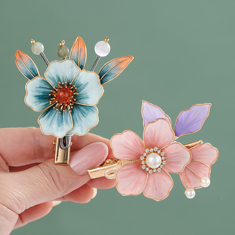 新中式非遗蚕丝花朵发夹手工复古绒花鸭嘴夹现代古装汉服边夹头饰,饰品/流行首饰/时尚饰品新,民族风发饰,淘宝优惠券,粉丝福利购,淘宝优惠卷