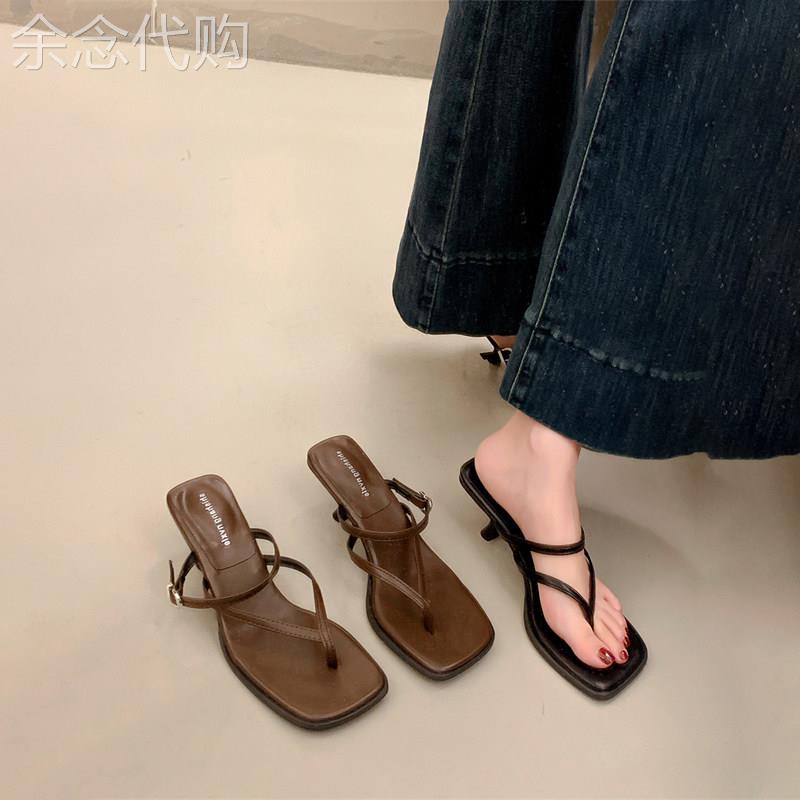 香港法式夹脚趾人字拖鞋女2026夏季新款网红高跟度假仙女风凉拖鞋