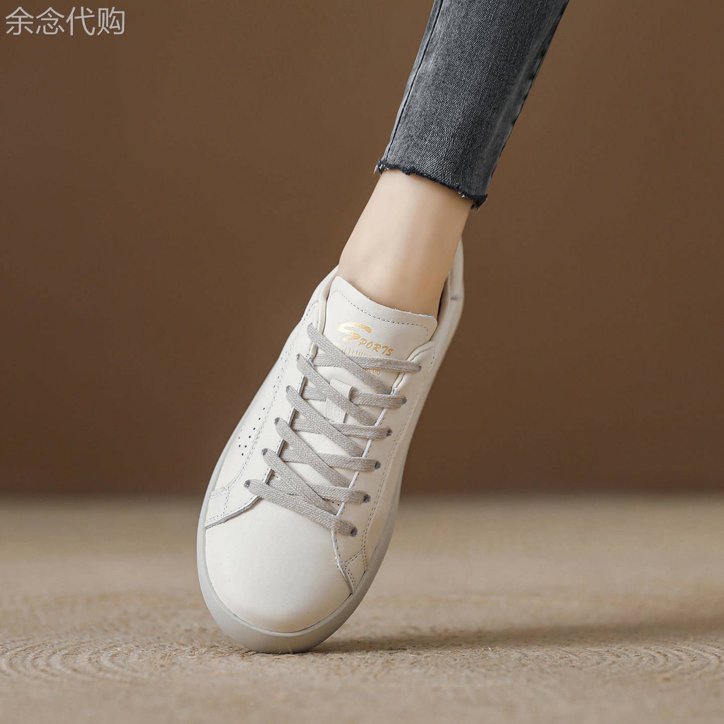 西班牙小众品牌ONGYSL简约小白鞋轻便运动休闲鞋百搭厚底星星板鞋