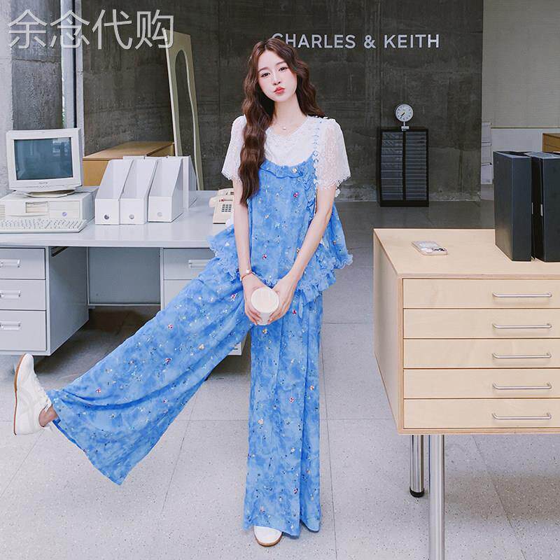蓝色小清新碎花吊带套装女2026夏季蕾丝T恤阔腿裤温柔甜美三件套