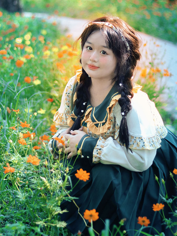 甜美压褶tr娃娃领印花春秋珍珠