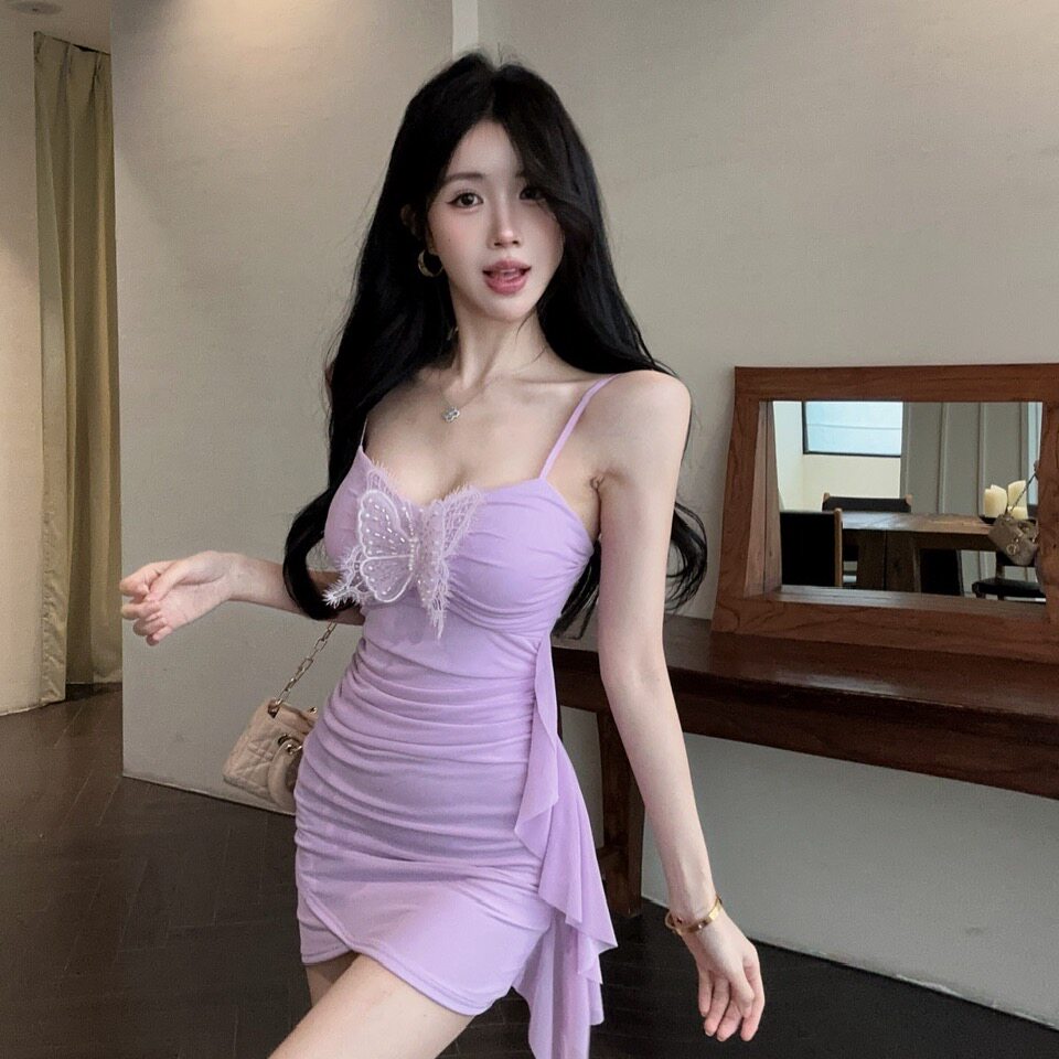 性感低胸修身包臀吊带连衣裙女
