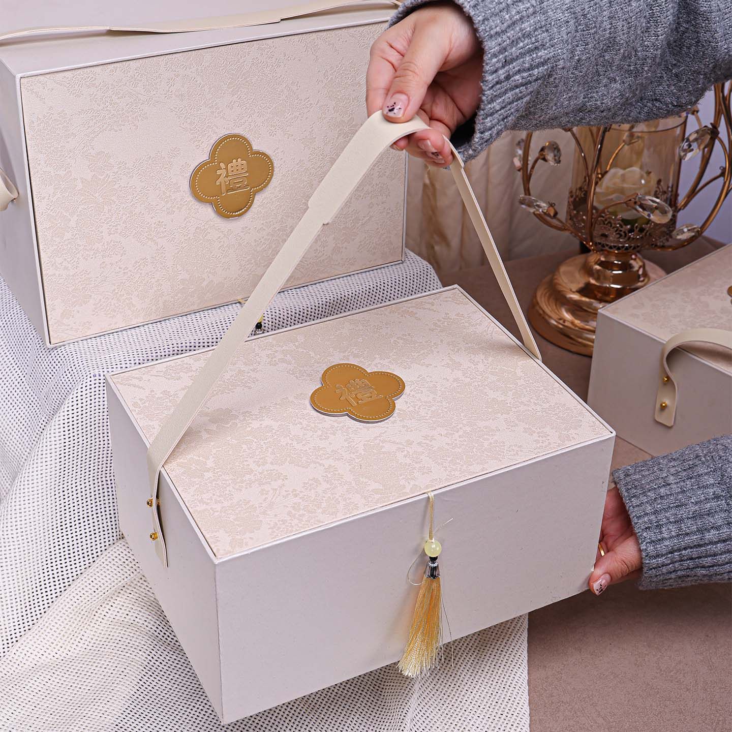 伴手礼盒子创意手提礼品盒高级生日礼物盒子结婚礼盒空盒仪式感