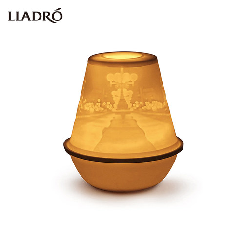 lladro雅致玲珑流光蜡烛摆件