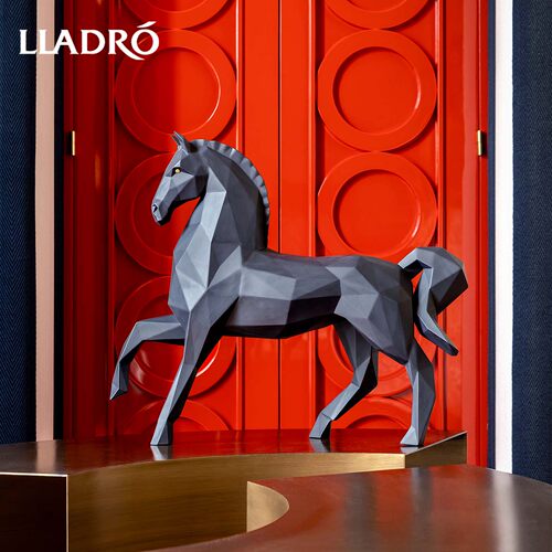 LLADRO雅致 日式折纸系列 马瓷偶家居装饰品办公室摆件开业礼物