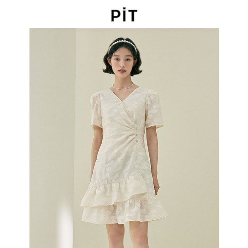 PIT米白V领蕾丝提花不规则鱼尾短袖连衣裙女2025夏透气收腰中长裙