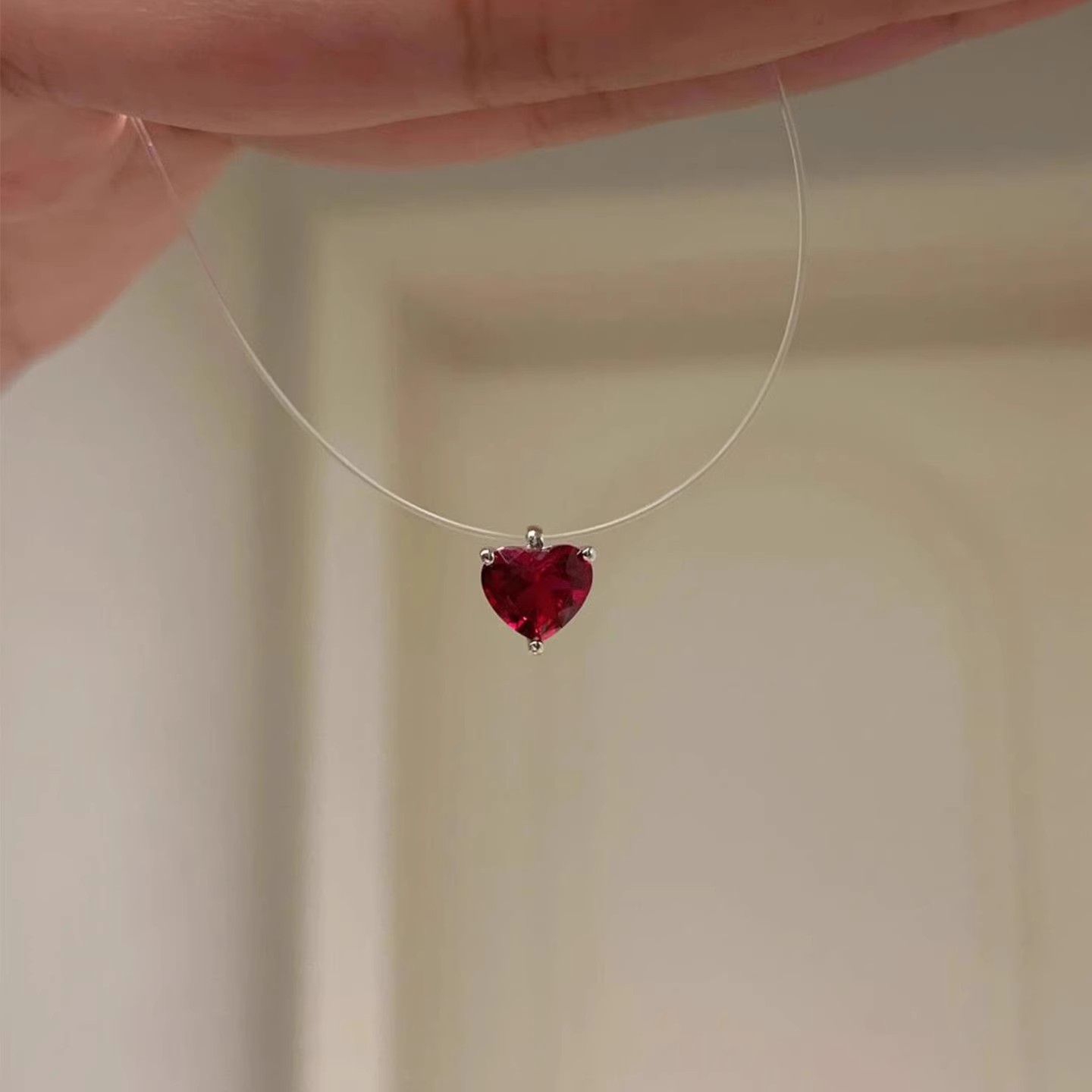 S925纯银红色爱心鱼线项链女款轻奢小众设计感高级气质百搭锁骨链