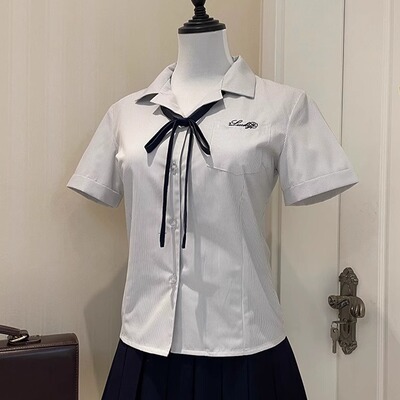 零度句号原创四叶草开襟jk衬衫