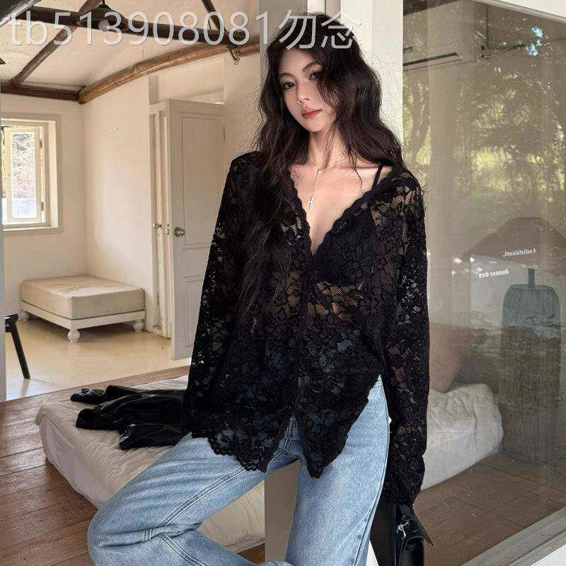 法式v领蕾丝衬衫女春秋薄款2025新款高级设计感大码防晒开衫上衣