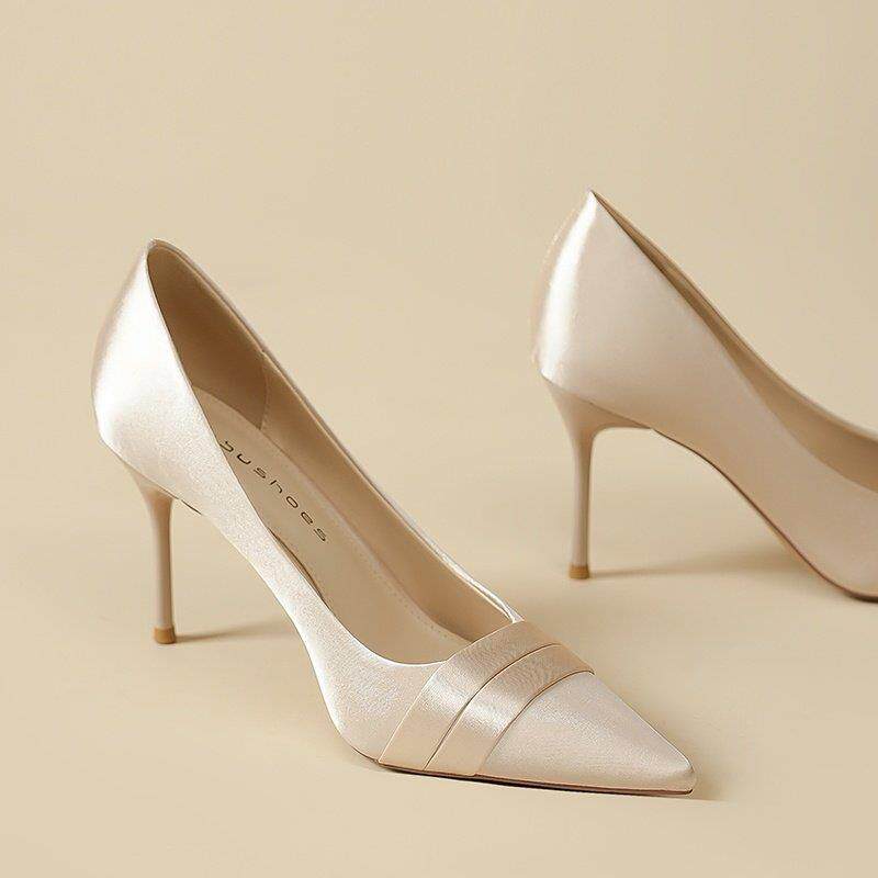 真皮法式单鞋女春秋2025新款宴会缎面气质软底浅口尖头细跟高跟鞋