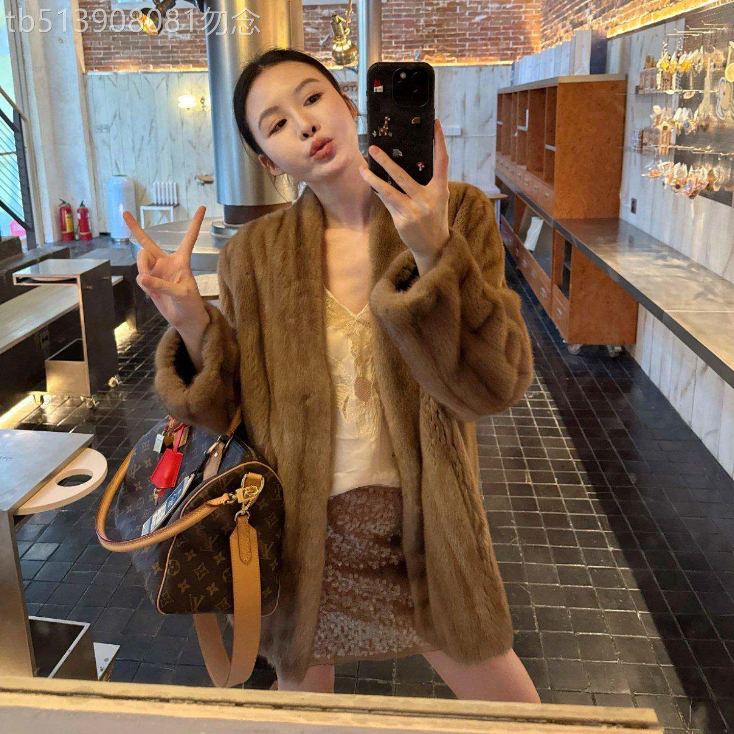 韩国女冬季千金高级棕压纹水貂绒皮草外套年轻款皮毛一体绝美大衣