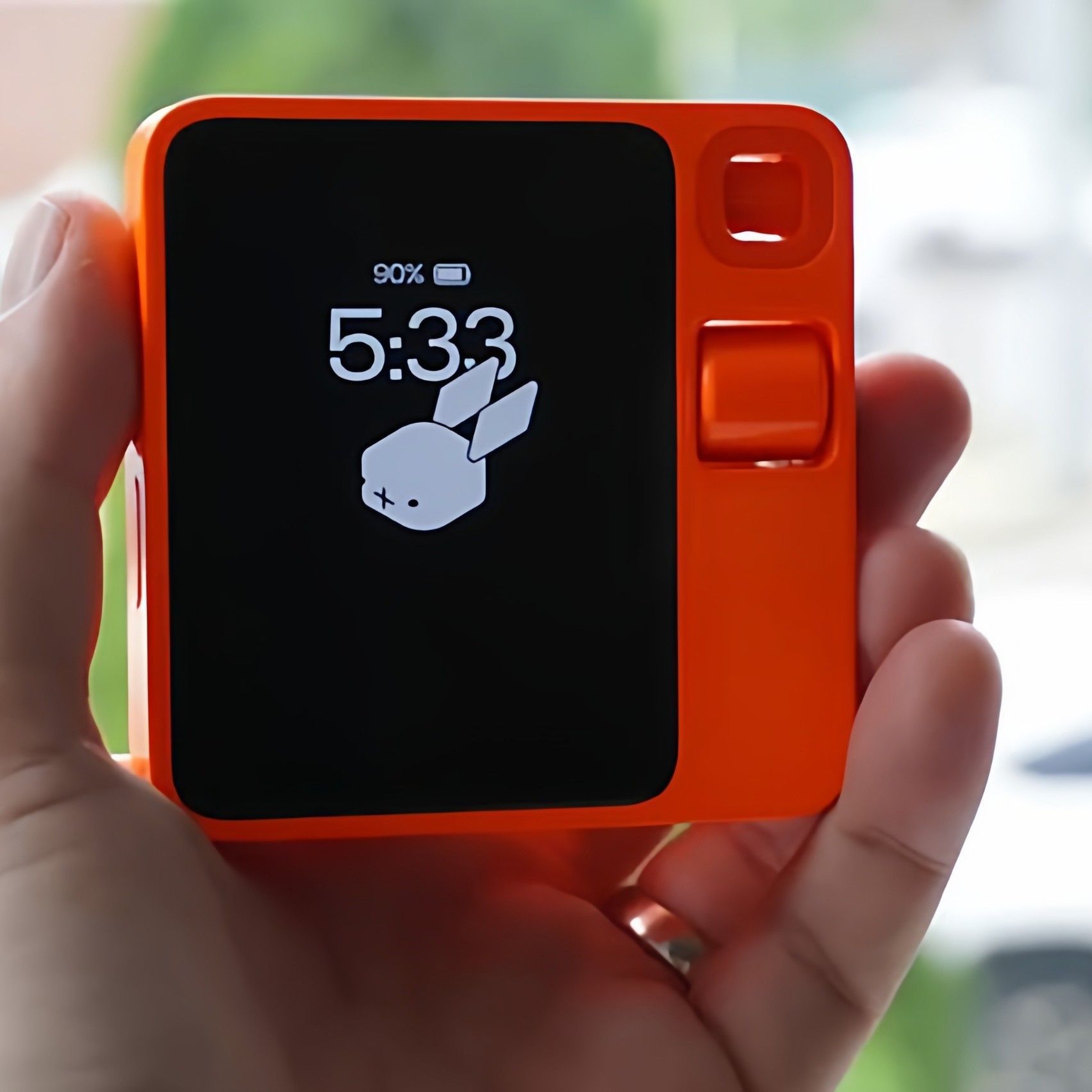 美国直邮Rabbit R1 触摸屏AI人工智能设备 旋转摄像头 掌上电脑