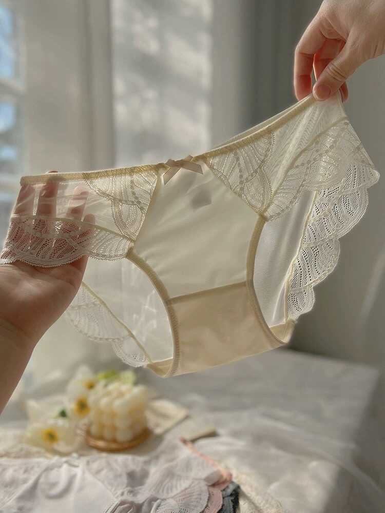 丝滑拼接中腰轻奢宫廷风缎面内裤