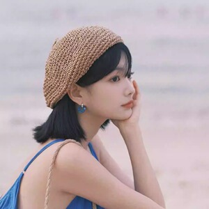 夏季日系薄款草编透气贝雷帽文艺