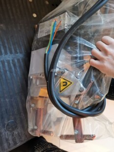 9123-GK2T-0-TPD0-0-00-N 顺从介质连接器