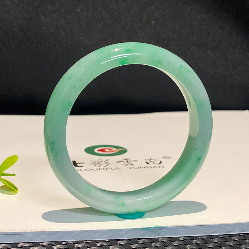 七彩云南缅甸A货天然翡翠带证书飘绿花手镯一物一证支持复检