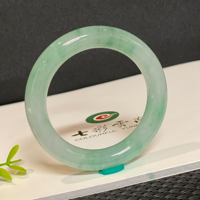 七彩云南缅甸A货天然翡翠飘绿花圆条翡翠手镯一物一证支持复检