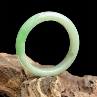 【年货节】七彩云南缅甸A货天然翡翠糯冰种飘阳绿翡翠手镯