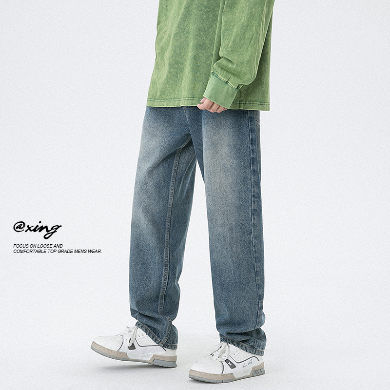 张佳宁白宇帆春晚男女同款牛仔裤