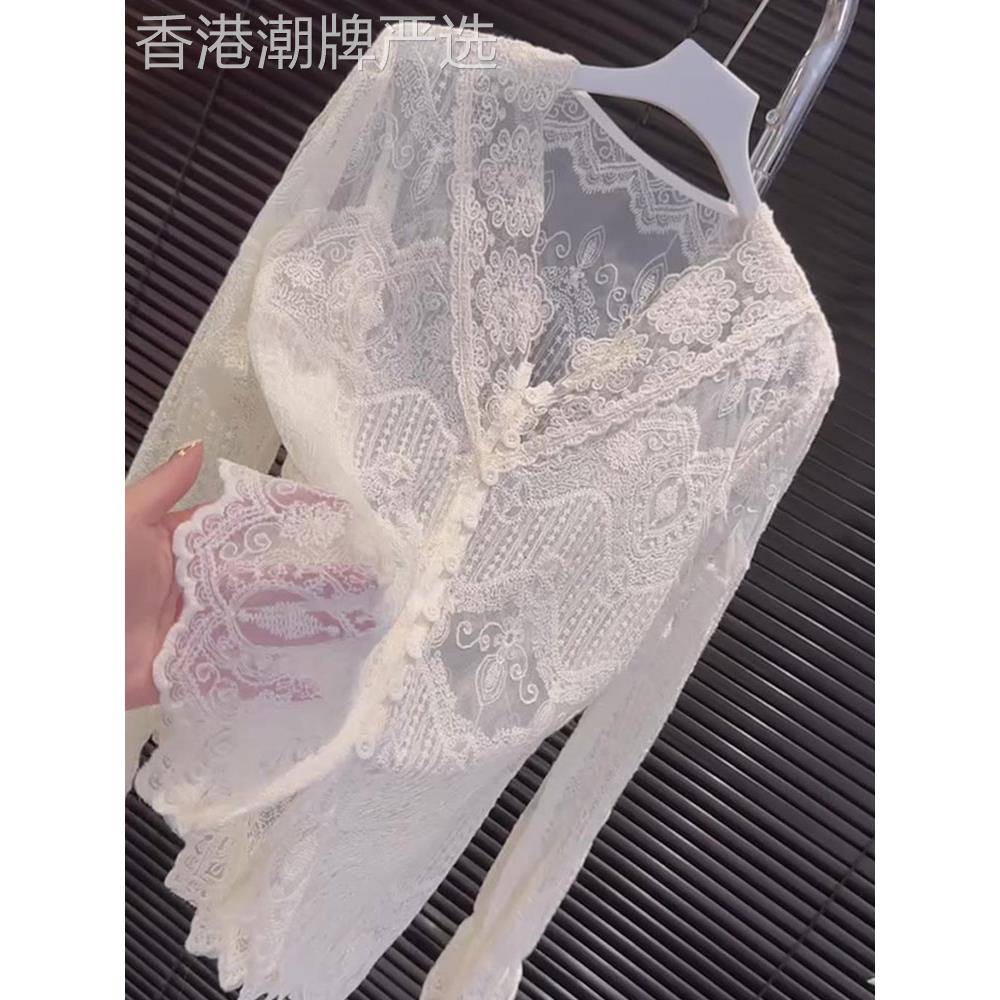 欧货高端V领杏色上衣女2025年夏季新款钩花镂空蕾丝纯欲长袖上衣