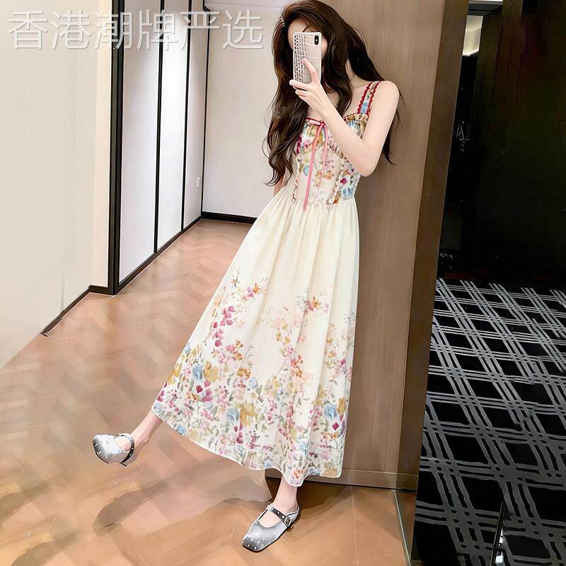 法式气质白色碎花吊带洋装女2026夏季新款独特超好看无袖长裙子