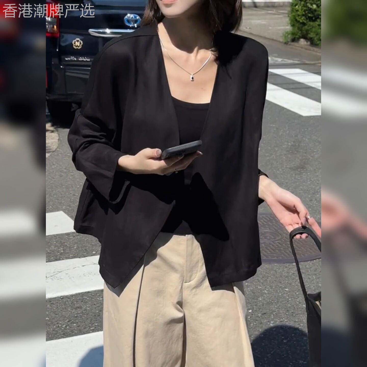 法式高级感黑色v领短外套女2025秋季新款宽松小个子休闲气质上衣