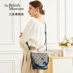 大英博物馆安德森猫系列2026早春莲花纹提花水桶包手提斜挎包通勤