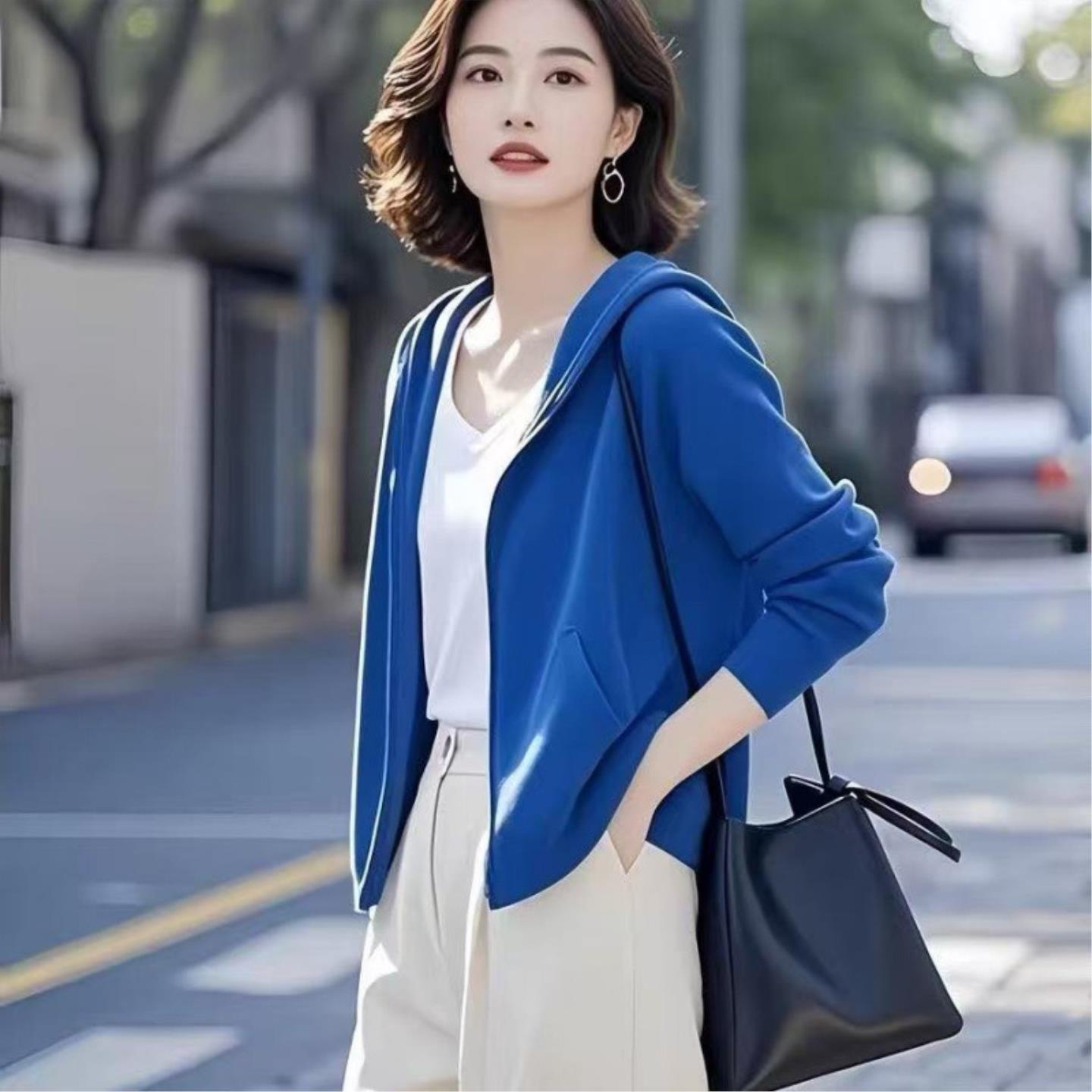 大码宽松卫衣女韩版2026春季新款中老年妈妈装纯色连帽外套女长袖