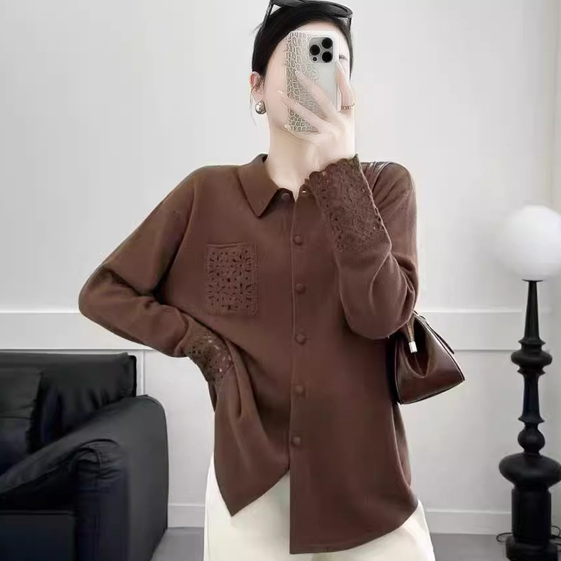 镂空拼接口袋翻领宽松针织衫