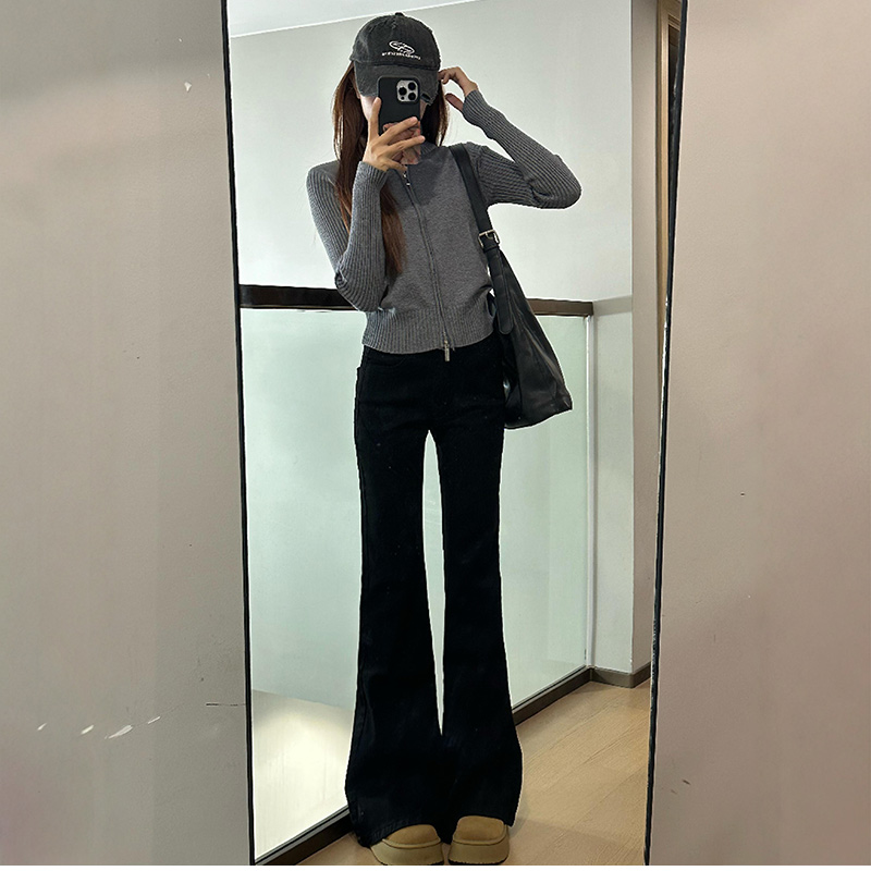 黑色低腰辣妹微喇牛仔裤女