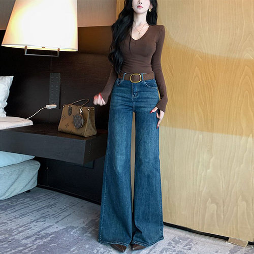 加绒不贴腿喇叭牛仔裤女