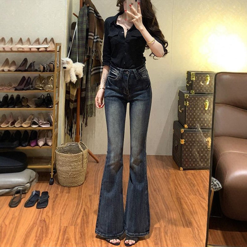 李李服饰高腰压褶微喇牛仔裤女2026春季新款显瘦显腿长喇叭裤