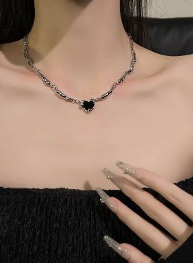 isn爆款轻奢黑色爱心锁骨项链ins冷淡学生辣妹高级小众设计配饰