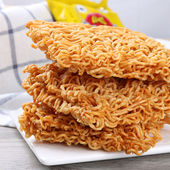 14g 印尼进口 小鸡面GEMEZEnaak鸡肉味干脆面 5包