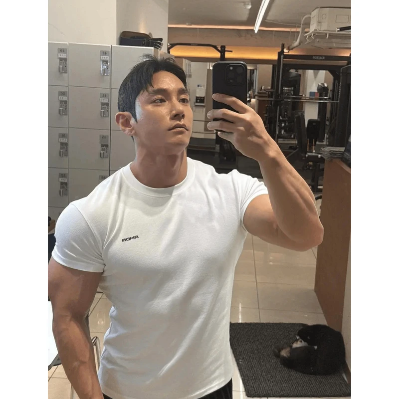 肌肉新款撸铁健身弹力T恤男修身透气训练短袖器械运动打底衫上衣