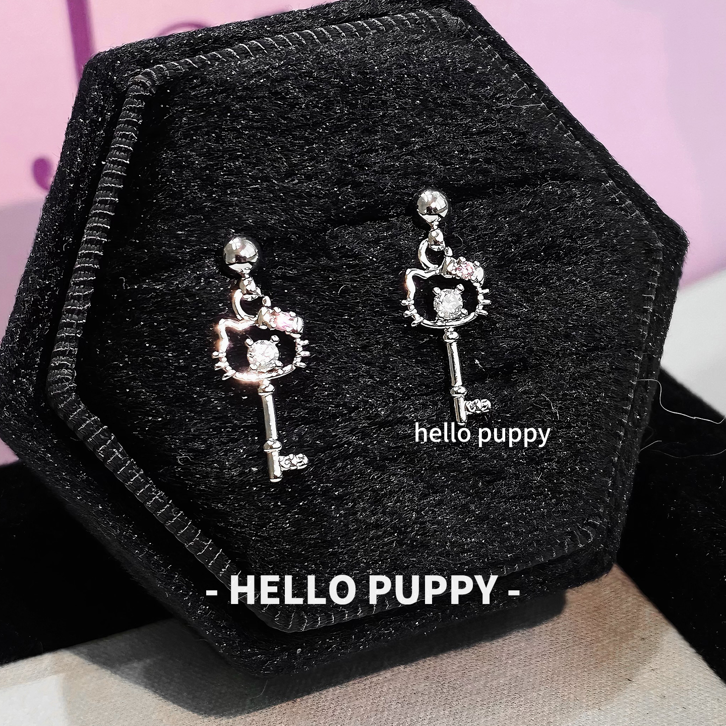hellopuppy超可爱卡通爱心KT猫钥匙吊坠耳骨耳蜗钉小众独特耳钉女