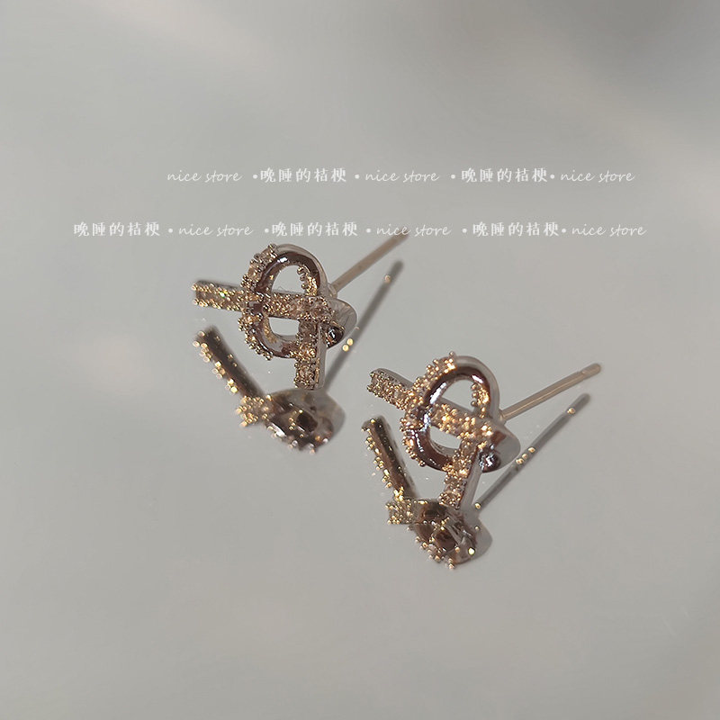 情谊锆石晚睡的桔梗温柔图片