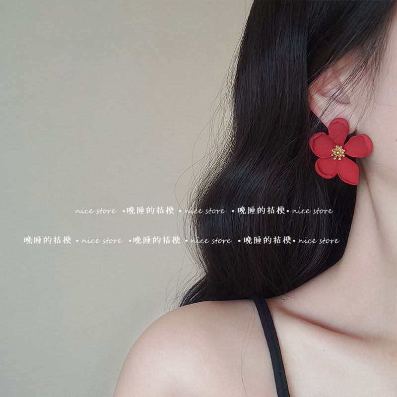 复古金属烤漆花朵耳钉图片