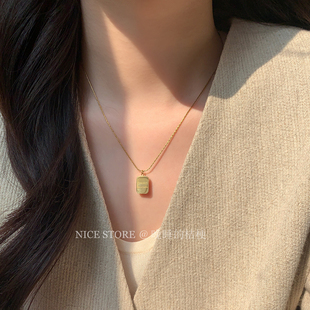 晚睡的桔梗「许愿池」小众简约款方形长款钛钢项链吊坠春秋毛衣链