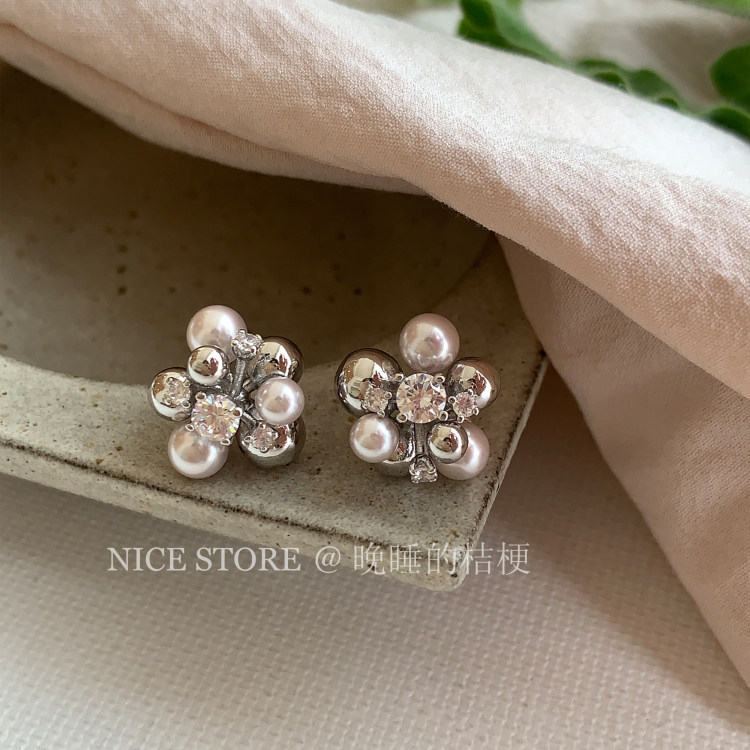 晚睡的桔梗「花花星球」法式精致曼塔玫瑰银珠锆石耳钉轻奢耳饰,饰品/流行首饰/时尚饰品新,耳钉,淘宝优惠券,粉丝福利购,淘宝优惠卷
