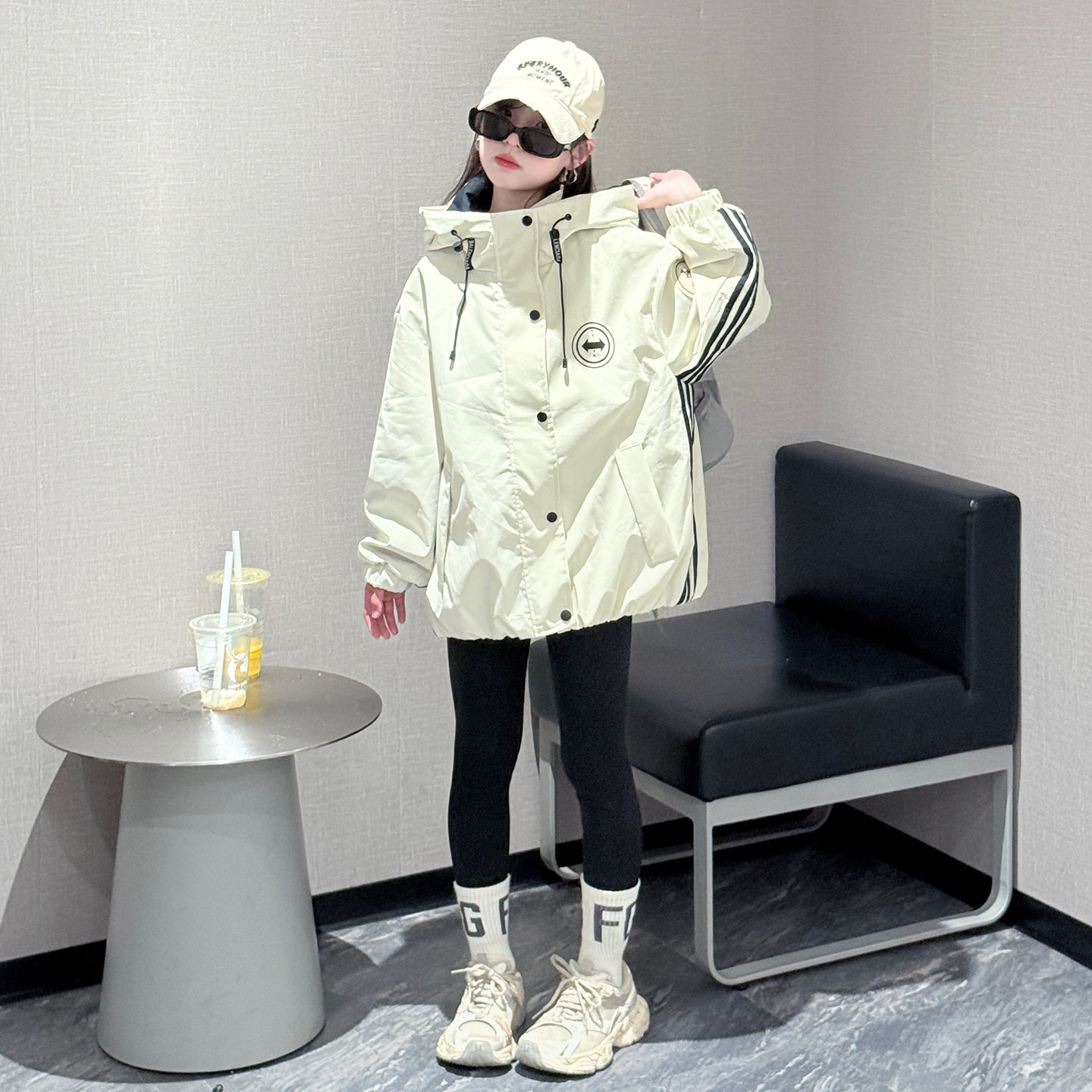 女童外套韩版春秋装2026新款中大童儿童连帽休闲上衣春装时尚外套