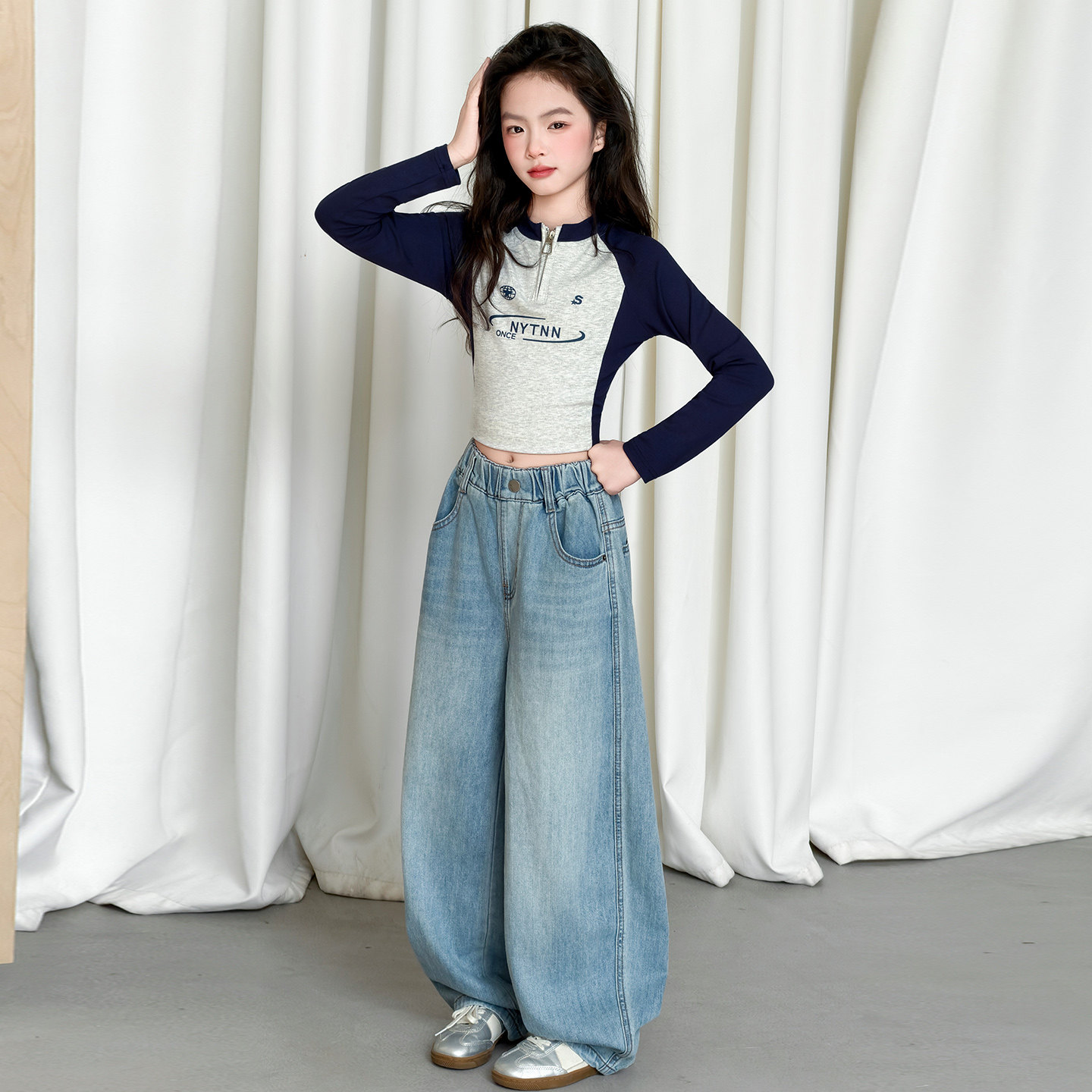 女童套装春秋款2026新款中大童洋气休闲拼色打底衫牛仔裤两件套潮
